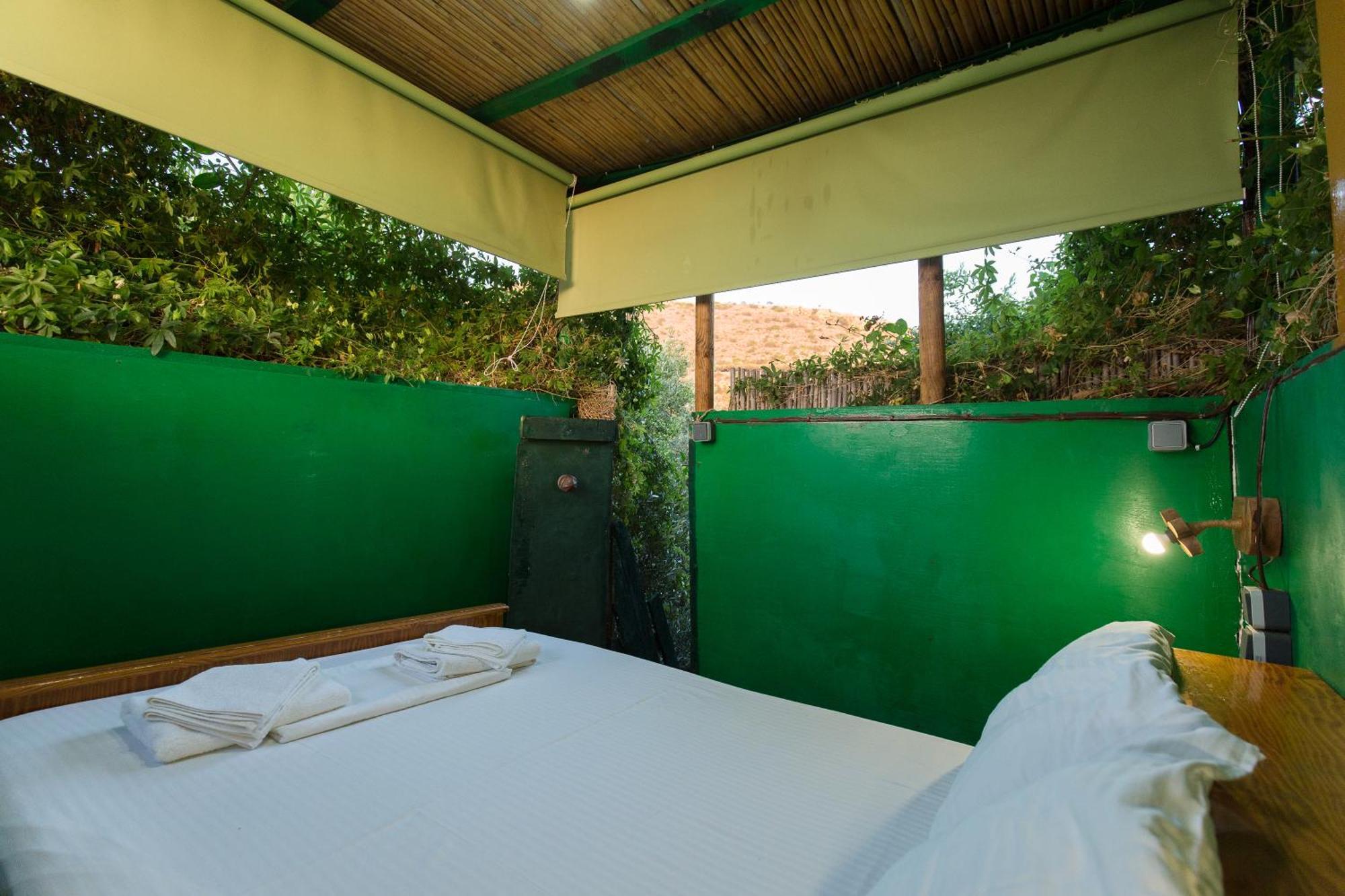 דירות Dhrapaniás Sofiana'S Garden Retreat With Private Pool מראה חיצוני תמונה