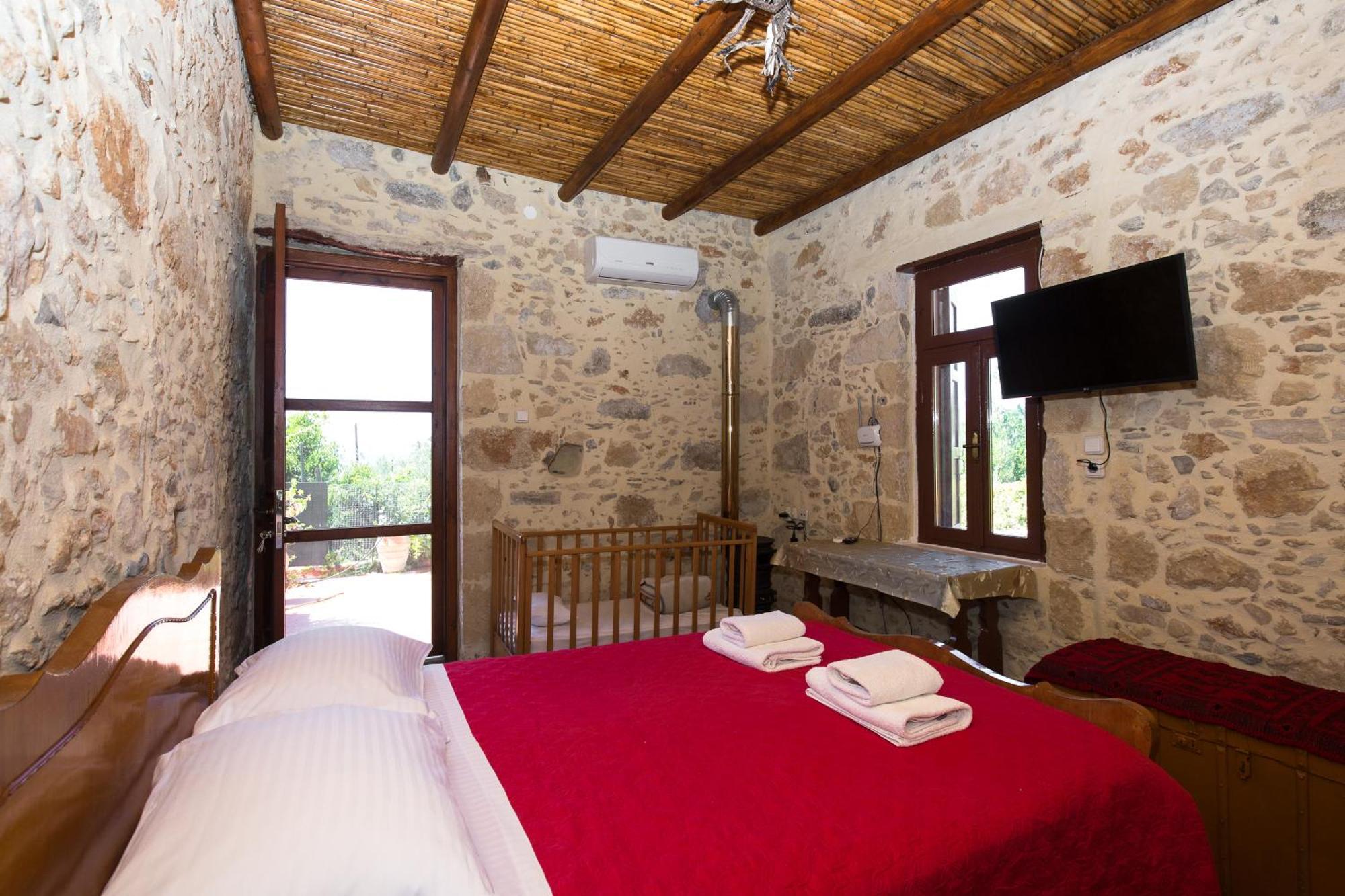 דירות Dhrapaniás Sofiana'S Garden Retreat With Private Pool מראה חיצוני תמונה